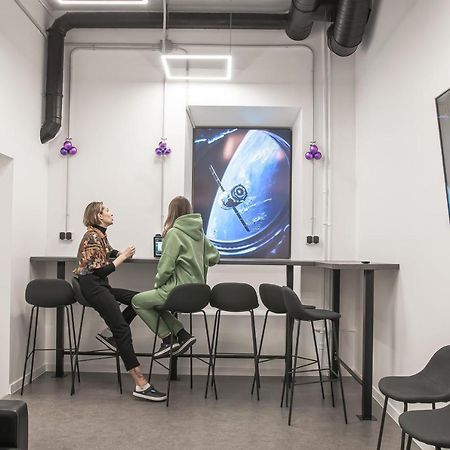 Av-2 Capsule Hotel 基輔 外观 照片
